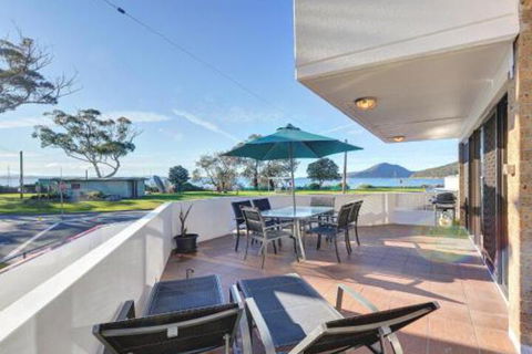 2 Fleetwood 63 Shoal Bay Road Spectacular Views - Tweed Heads Accommodation 0