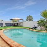 1 33 Tingira Close Rainbow Beach Gorgeous Ocean Views Swimming Pool Air Conditioning - WA Accommodation 0