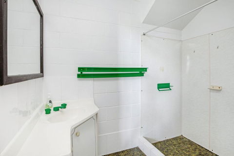 40 Rumbalara Avenue Rainbow Beach Entertain On The Spacious Verandah Overlooking Beautiful Rainbow Beach - Holiday Melbourne 6