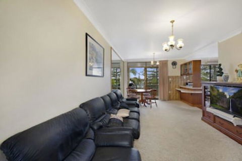 Caesars Palace 4 - Hervey Bay Accommodation 0