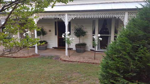 Annadale House - YWait Travel 3