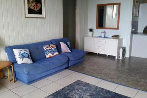 By The Sea Unit 3 13 Esplanade Kings Beach - Accommodation Nelson Bay 2