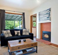 Stonewall Cottage  Studio