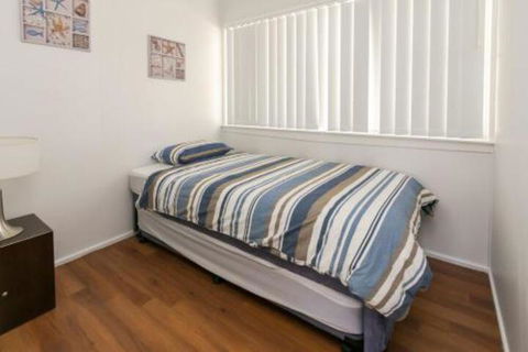 Charming Beach House - Holiday Jervis Bay 7