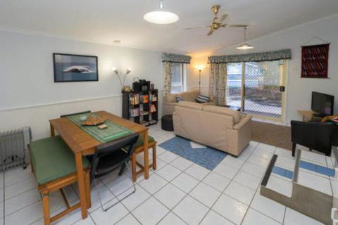 Lovely Torquay Cottage - Accommodation Newcastle 2