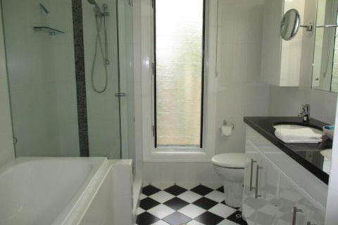Charming Home By The Sea - Accommodation Brisbane 5