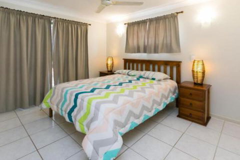 Upstairs & Downstairs 81 Denman Camp Rd - Holiday Adelaide 7