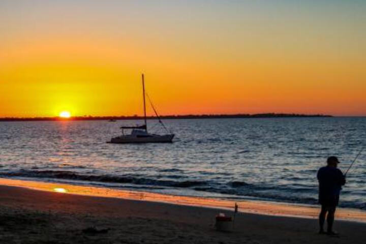Jade Waters Hervey Bay - thumb 3