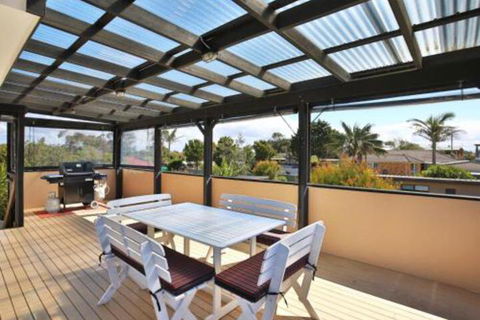 Summer Sands Pet Friendly - Yamba Accommodation 3