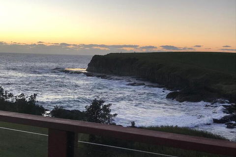 Absolute Oceanfront Cottage - Accommodation Broken Hill 7