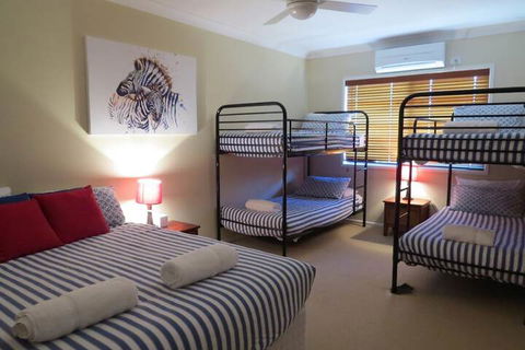 Elsinor Townhouse 10 Mulwala - Lightning Ridge Tourism 4