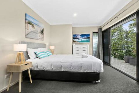 Beachside At Sapphire - Accommodation Newcastle 7