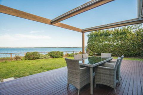 Ultimate Sandringham Beach Front Luxury House - Northern Rivers Accommodation 0