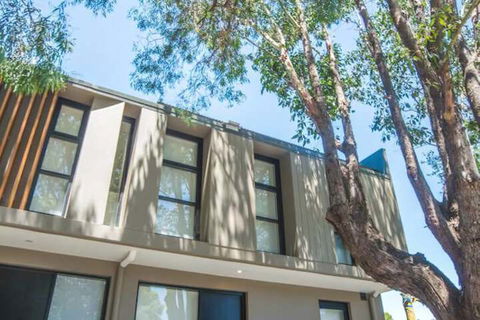 Townhouse Near The City Perfect Family Retreat - Accommodation Yamba 1