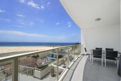Ocean Views Unit 24 - Hervey Bay Accommodation 0