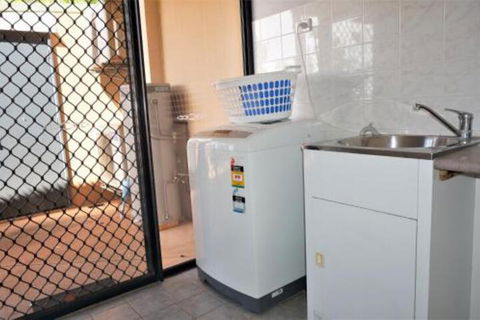 Ningaloo Breeze Villa 6 3 Bedroom Fully Self Contained Holiday Accommodation - WA Accommodation 5