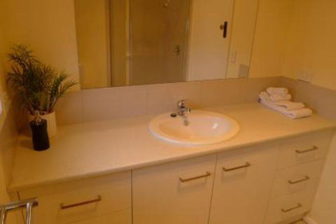 OCEAN BREEZE - Accommodation Broken Hill 4