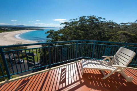 Whitesands Penthouse 1 - Accommodation Find 7