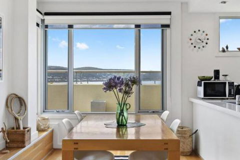 POINT GREY APARTMENT ONE VIEWPOINT - Wagga Wagga Accommodation 4