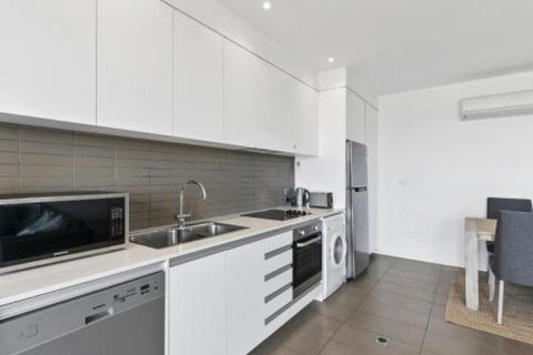 WATERFRONT SEVEN In The Heart Of Lorne - Accommodation Perth 4