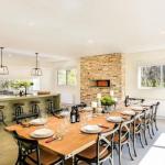 Amaroo Modern Luxurious & Chic - YWait Travel 0
