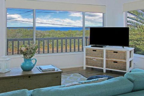 Splash Shack Stunning Views Of Jervis Bay - WA Accommodation 2