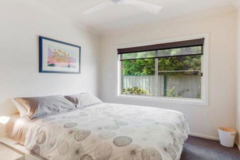 Walling Clifton Gardens Backing Onto Golf Course - Accommodation Yamba 6