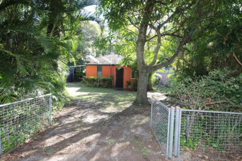 Signal Cottage - Accommodation Yamba 7