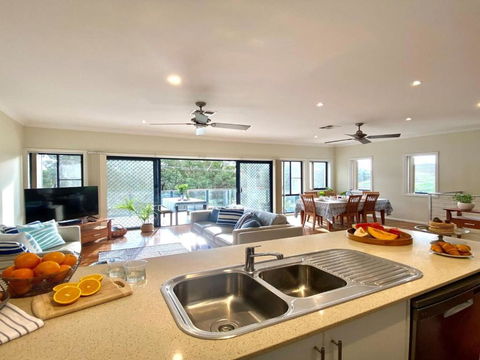 Blueys Lodge At Boat Harbour NSW - Victoria Tourism 1