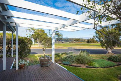 Kesla Beach House - Phillip Island Accommodation 4