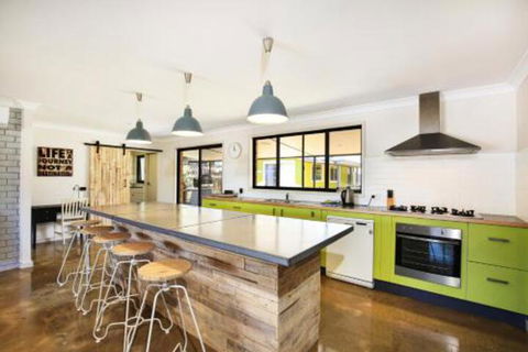 Aloha Pet & Family Friendly 10 Min Walk To Beach - Casino Accommodation 0