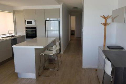 Pandanus Shores Kings Beach - Accommodation Nelson Bay 6