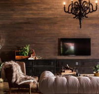 Hardwood House - Tweed Heads Accommodation
