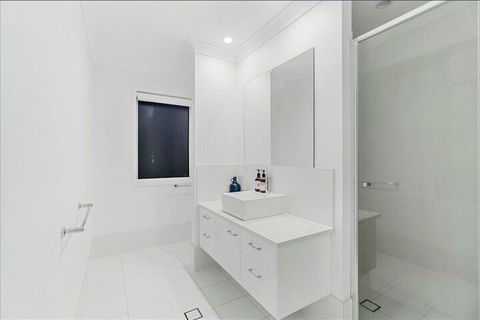 THE BEACH OASIS At 360 - Gold Coast 4U 4