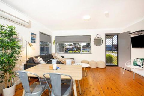 Sun Shack At Culburra Pet Friendly 3 Mins To Beach - Yamba Accommodation 0