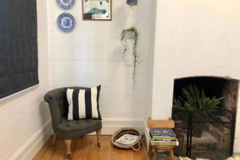 The Residence Stylish Comfort With Fireplace - Victoria Tourism 3