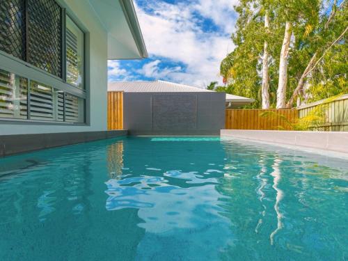 CANOPY HOUSE At PALM COVE - thumb 4