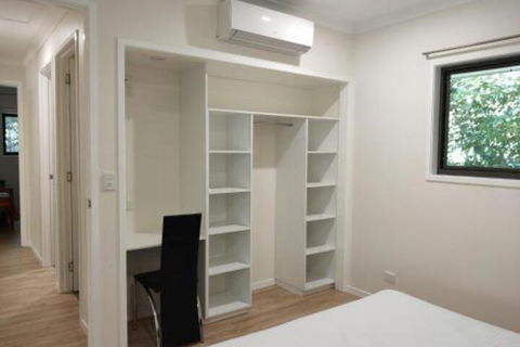 Rainforest Retreat - Accommodation Newcastle 5