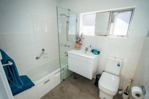 Sahara On Anzac Close To Airport City & Beach! - Accommodation Australia 5