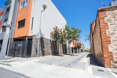 Nirvana On Gray Netflix WiFi Nespresso & More - Northern Rivers Accommodation 2