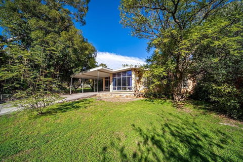 Evergreen On Franklin Family Friendly Wifi Unique - Accommodation Newcastle 5