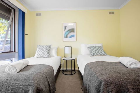 Spacious Comfortable Home In Wheelers Hill+pool - NT Tourism 6