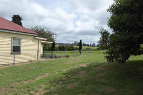 Claremont Farmhouse - Hotel VIC 4