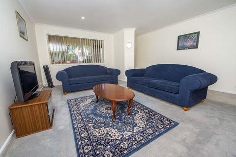 Whitesands Road Unit 2 / 12 - New South Wales Tourism  6