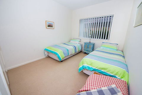 Soldiers Point Road 214a - Wagga Wagga Accommodation 3