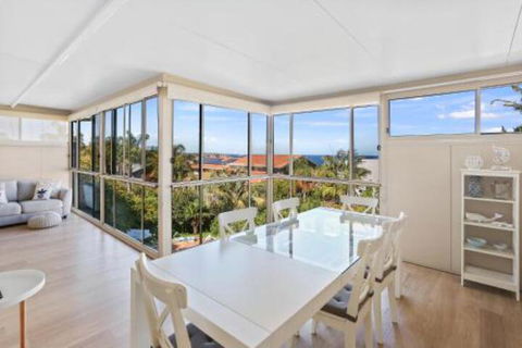 Serenity By The Sea - Tweed Heads Accommodation 3