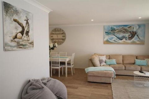 Family Getaway In Sussex - Holiday Melbourne 4