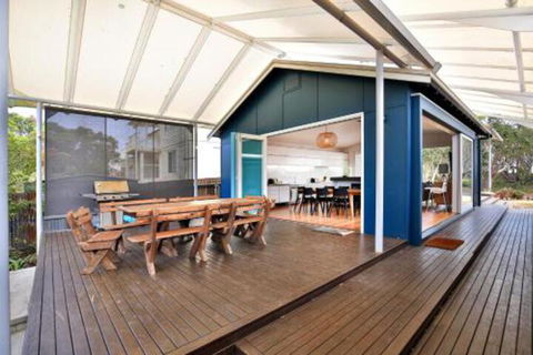 Ayana Beach House Pet Friendly Opposite Beach - Holiday Melbourne 3