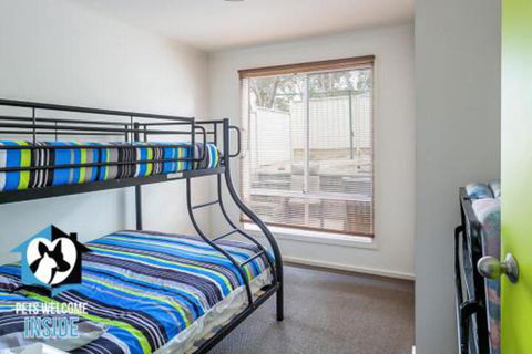 Contemporary House + Seaviews - Northern Rivers Accommodation 4