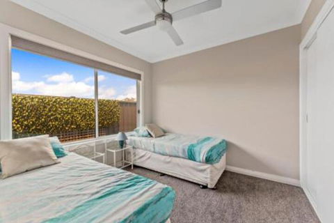Ontario Way 1 Burrill Lake - Accommodation Ballina 6